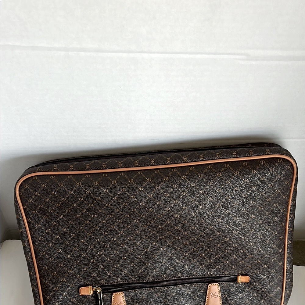 Rioni Elegant Brown and Tan Handbag - Picture 9 of 11